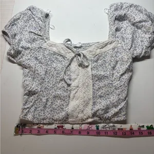 Sienna Sky Blue Floral Smocked Crop Top - Lace Trim & Puff Sleeves thumbnail 3