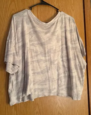 Old Navy Light Gray Camouflage Crop Top thumbnail 1