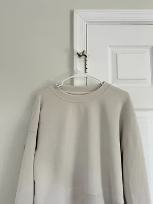 Lululemon Softstreme Perfectly Oversized Cropped Crew Mojave Tan Cream 8 Lounge thumbnail 3