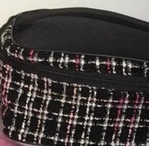 Lancôme Black and Pink Tweed Cosmetic Case thumbnail 7
