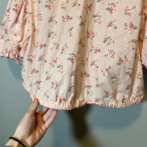 Anthropologie Pink Floral Puff Sleeve Open Back Ruffle Crop Top Mock Neck thumbnail 3