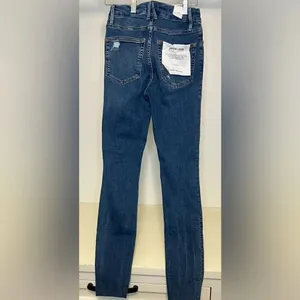 NWT- Good American Good Legs Size 2 thumbnail 3