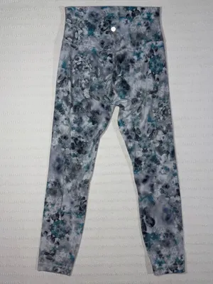 Lululemon Womens Align High Rise Legging 25” Size 6 Athleisure Workout Yoga Gym thumbnail 2