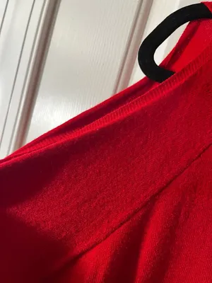 Cyrus Long Sleeve Cut-Out V-Neck Cold Shoulder Sweater thumbnail 4