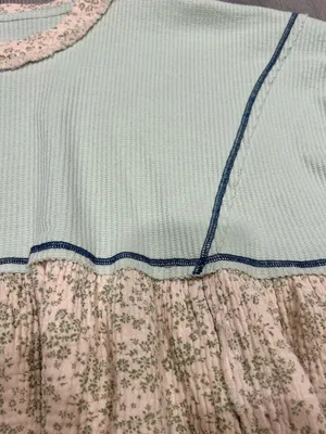 Boutique Shirt thumbnail 4