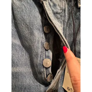 Levis 501‎ 81 High Rise Tapered Jeans Blue Denim 31x31 NWT thumbnail 5