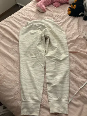 Old Navy Joggers thumbnail 2