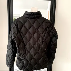 Eddie Bauer Black Premium Down Coat thumbnail 2