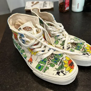 Converse Hightop thumbnail 3