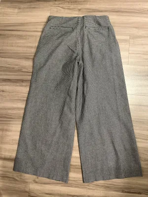 Old Navy Pants  thumbnail 3