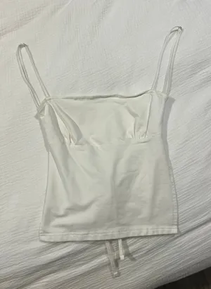 Edikted White Backless Top Crop thumbnail 1