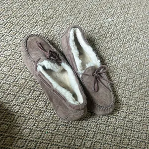 Ugg Chocolate Brown Moccasin Slippers Size 9 thumbnail 2