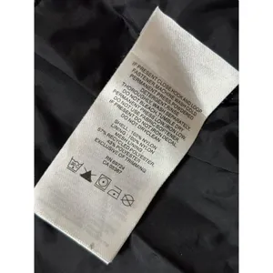 Columbia womens Medium Waterproof Nylon Jacket In Black thumbnail 5