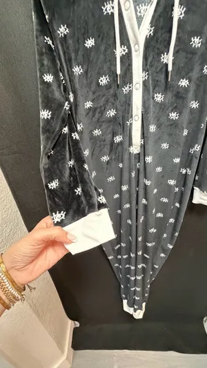 Jenni Fleece Eye Pattern Hooded Onesie Pajamas - Size XS (NWT/No Tags) thumbnail 9