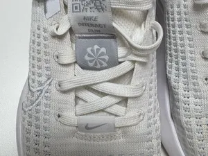 Nike "Interact Run" Running White‎ Shoes - Size 8. thumbnail 11