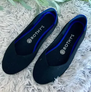 Rothy’s Solid Black Loafers size 7.5 thumbnail 1