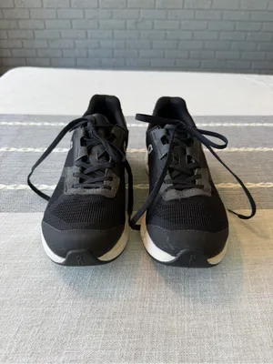 On Cloud Cloudrift Sneakers Black White Women’s Size 7.5 thumbnail 4