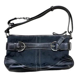 Vintage Black Coach Hamptons Signature Leather Buckle Crossbody Shoulder Bag thumbnail 5