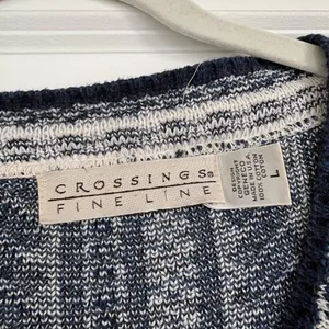 Vintage Crossings Fine Line Geometric Cotton V-Neck Sweater Size Large thumbnail 3