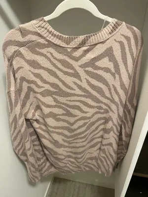 Gap Sweater thumbnail 2