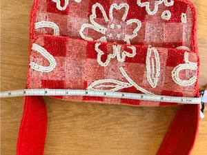 On 34th Viral Beaded Floral Handbag Made In India Red And White Design thumbnail 14