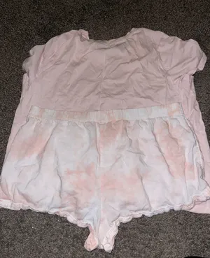 Victoria's Secret T-shirt thumbnail 2