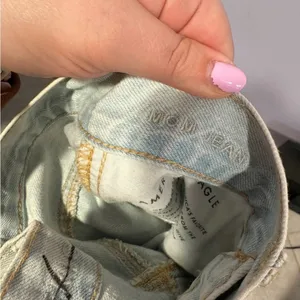 Light‎ wash American Eagle mom Jean thumbnail 3