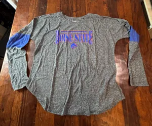 Captivating Boise State Broncos Womens XL‎ Gray Long Sleeve Graphic Tee Shirt thumbnail 1