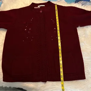 VTG Cardigan Sweater Maroon floral tonal embroidery Pearl bead details Grannycor thumbnail 8