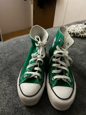 Converse Chuck Taylor High-Top thumbnail 3