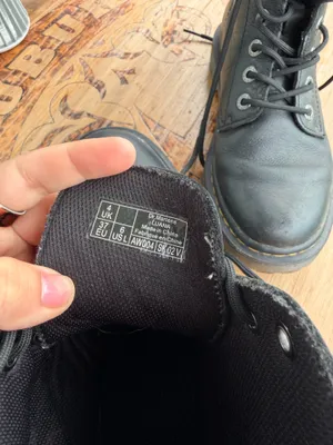 Dr. Martens 1460 Black Leather Combat Boots - US 6 thumbnail 4