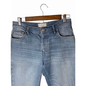 Free People We The Free Maggie Ripped Crop Straight Jeans Size 26 Blue thumbnail 2