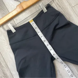 Beyond Yoga Leggings cut out crop womens Black (small) athleisure workout gym thumbnail 3