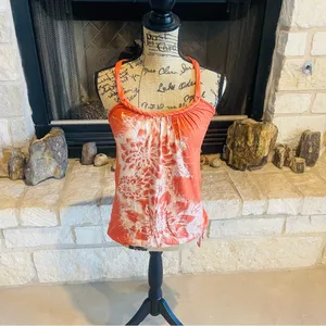 Moa Moa Floral Red Women's Top thumbnail 4