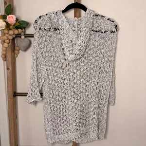 Pol Short Sleeve Black White Loose Knit Cardigan Size Medium‎ thumbnail 6