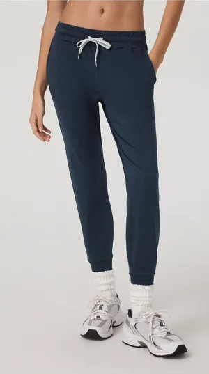 Vuori Midnight Heather Mid Rise Performance Jogger Sweatpants Lounge Athleisure thumbnail 1