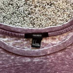 Forever 21 tshirt thumbnail 3
