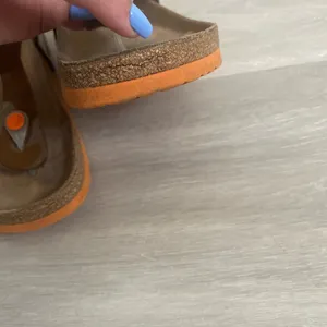 Sandals Gizeh Patent Bison Brown Orange thumbnail 3