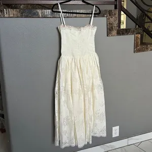 NWOT House of CB Chloe White Custom Lace + Cotton Midi Dress thumbnail 3