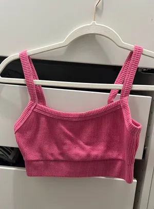 Pink crop top thumbnail 3
