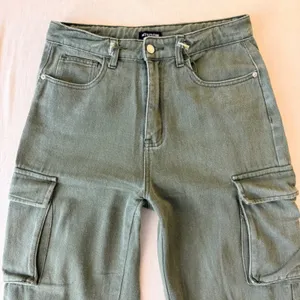 PrettyLittleThing High Rise Utility Cargo Pants Women Size 6 Green thumbnail 12