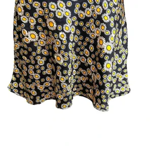 Free People Phoebe Daisy Print Mini Skirt Black Orange Size 2‎ thumbnail 8