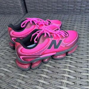 New Balance 9060 Pink Burgundy Black Mesh Running size 5.5/ 7 women thumbnail 5