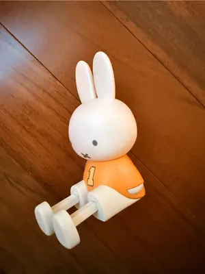 NEW Urban Outfitters Miffy Coin Purse and Cell Phone Stand thumbnail 4