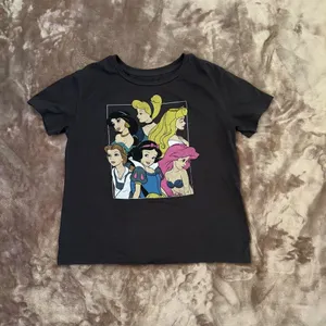 Disney T-Shirt Women’s Size M Princess Black Tee with Colorful Characters thumbnail 1