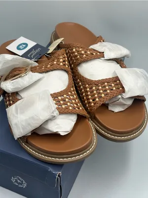 Universal Thread Women’s Size 12 Brown Woven Buckle Slide Sandals Comfort Footbe thumbnail 2