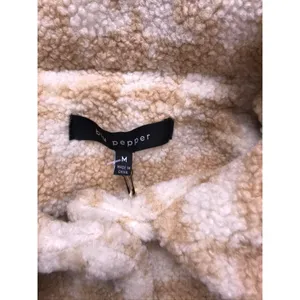 Blu Pepper Tan Plaid‎ Faux Fur Sherpa Button Up Cropped Jacket Womens Medium thumbnail 2