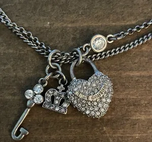 Juicy Couture Key to my Heart necklace thumbnail 2
