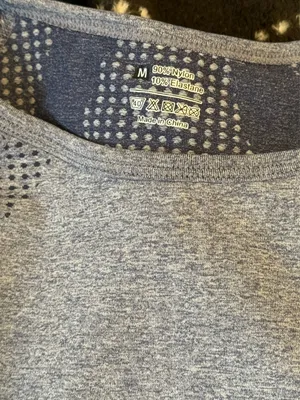 Amazon Athletic Fitted Cropped Short Sleeve Shirt thumbnail 3
