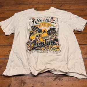 Awake Nashville Country Music Festival Graphic Tee Cream XL Raw Hem Short Sleeve thumbnail 1